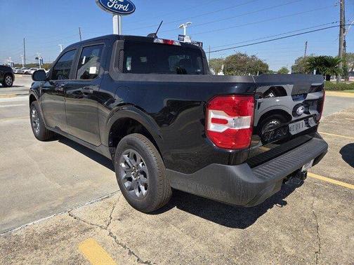 SHADOW BLACK 2025 Ford Maverick XLT