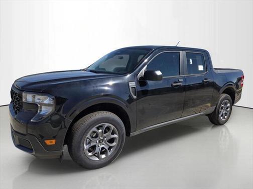 SHADOW BLACK 2025 Ford Maverick XLT