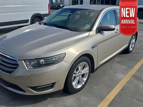 2017 Ford Taurus SEL