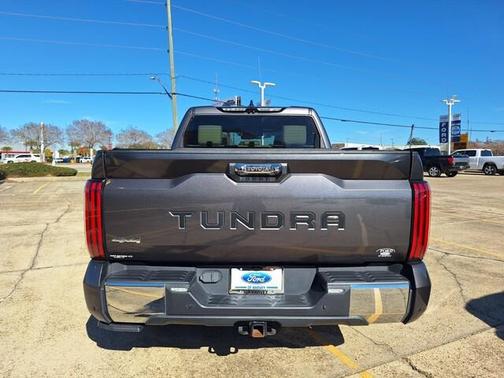 2023 Toyota Tundra Hybrid 1794 Edition