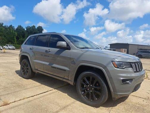 2021 Jeep Grand Cherokee Laredo
