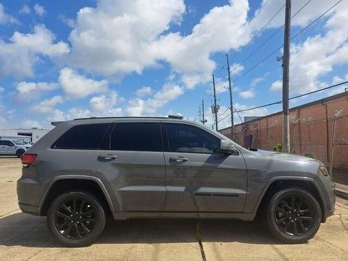 2021 Jeep Grand Cherokee Laredo