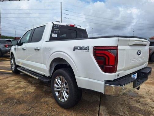 Oxford White 2026 Ford F-150 Lariat
