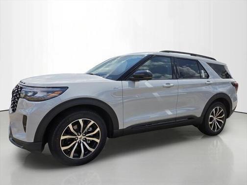 Avalanche Gray 2027 Ford Explorer ST-Line