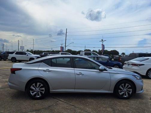 2021 Nissan Altima S FWD