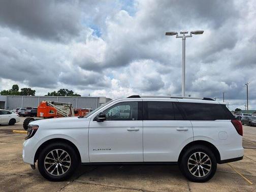 WHITE 2025 Ford Expedition Platinum