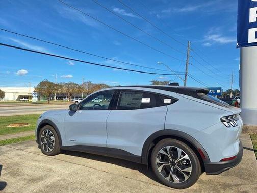 2025 Ford Mustang Mach-E Select