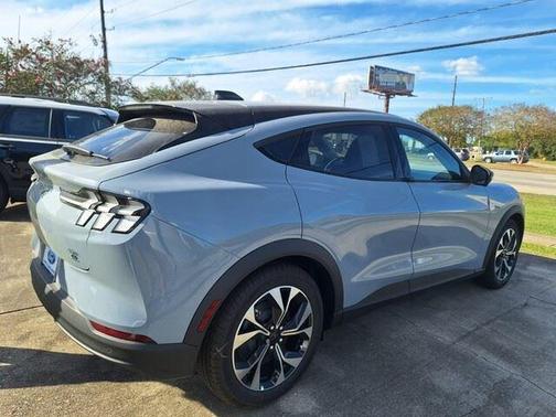 2025 Ford Mustang Mach-E Select