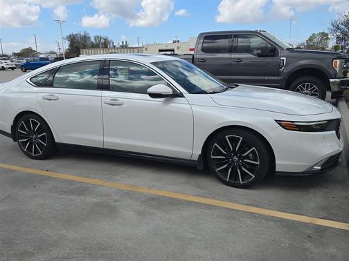 2023 Honda Accord Hybrid Touring