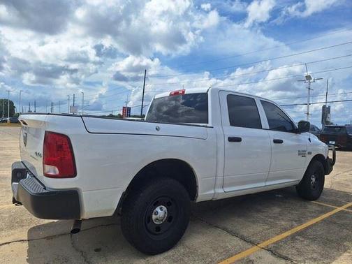 2020 RAM 1500 Classic SSV Crew Cab 4x4 5'7' Box