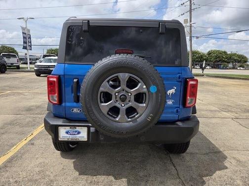 Velocity Blue Metallic 2026 Ford Bronco Big Bend