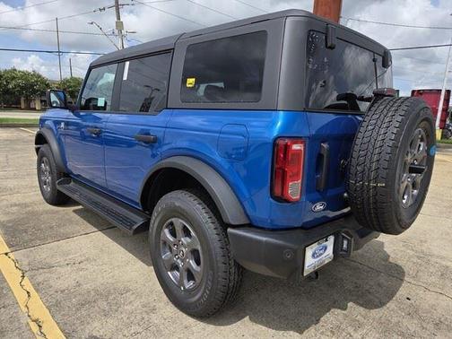 Velocity Blue Metallic 2026 Ford Bronco Big Bend