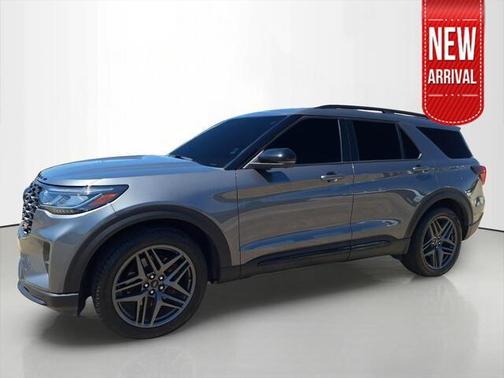 Carbonized Gray Metallic 2025 Ford Explorer ST