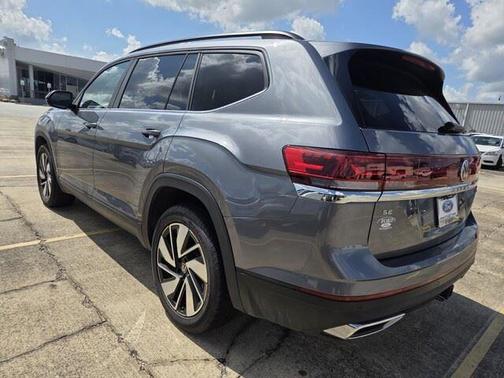 Deep Black Pearl 2025 Volkswagen Atlas 2.0T SE w/Technology 4MOTION