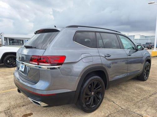 2023 Volkswagen Atlas 3.6L SE w/Technology