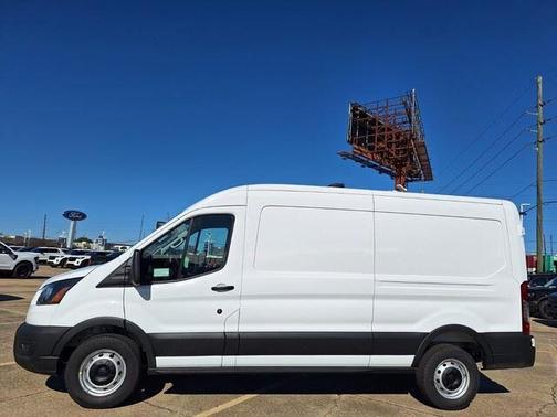 Oxford White 2026 Ford Transit-250 Base