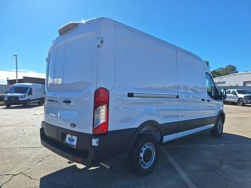 Oxford White 2026 Ford Transit-250 Base