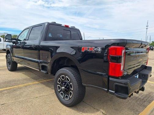 Agate Black Metallic 2026 Ford F-250 Platinum