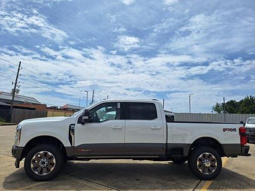 STAR WHITE 2026 Ford F-350