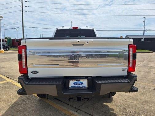 STAR WHITE 2026 Ford F-350