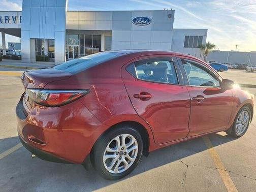 2017 Toyota Yaris iA Base