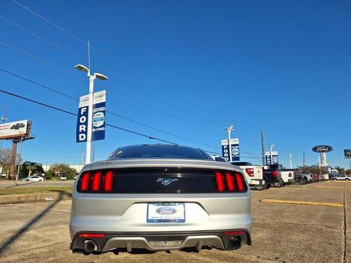 2017 Ford Mustang EcoBoost Premium