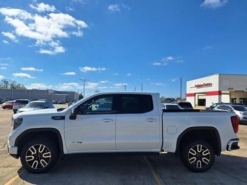 2022 GMC Sierra 1500 AT4