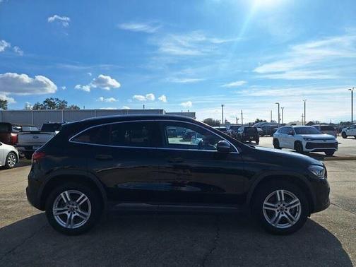 2023 Mercedes-Benz GLA 250 Base