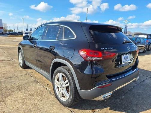 2023 Mercedes-Benz GLA 250 Base