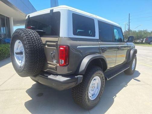Marsh Gray 2026 Ford Bronco Heritage Edition