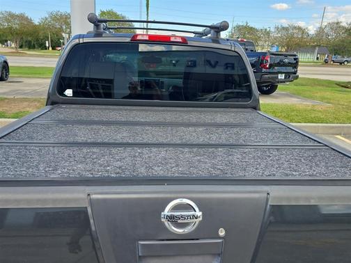 2011 Nissan Frontier SL