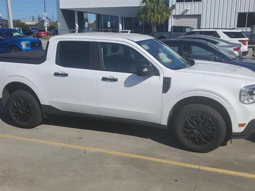 2024 Ford Maverick XL