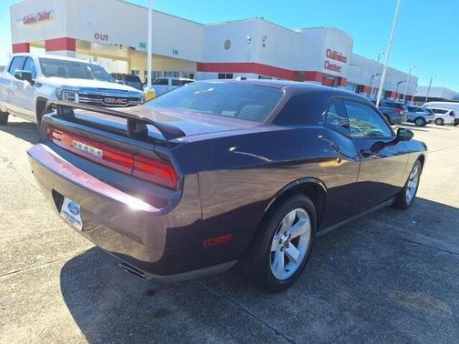 2012 Dodge Challenger SXT