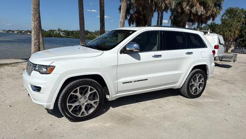 2019 Jeep Grand Cherokee Overland