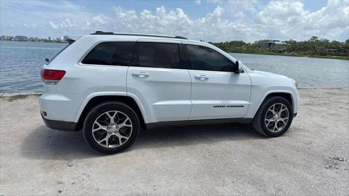 2018 Jeep Grand Cherokee Sterling Edition