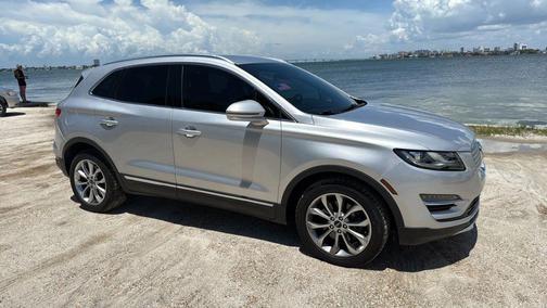 2019 Lincoln MKC Select