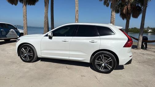 2018 Volvo XC60 T5 Momentum