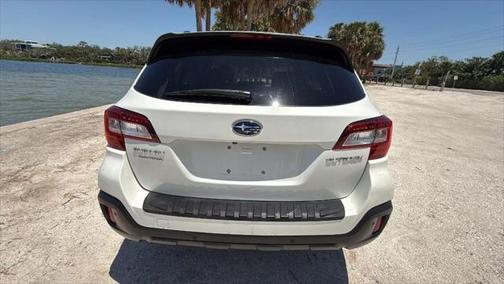 2018 Subaru Outback 2.5i Touring