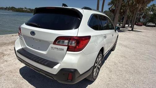 2018 Subaru Outback 2.5i Touring