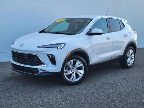 Summit White 2024 Buick Encore GX Preferred