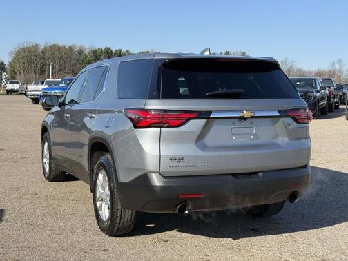 2023 Chevrolet Traverse LS