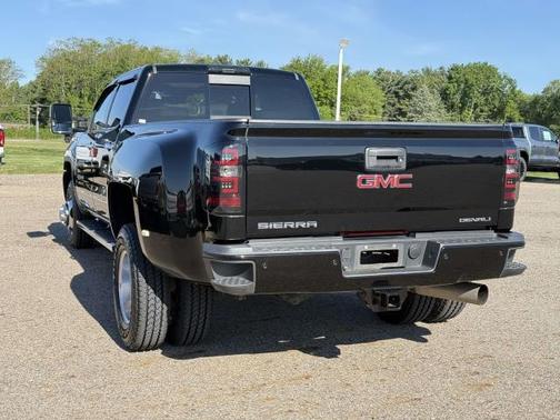 Onyx Black 2018 GMC Sierra 3500 Denali