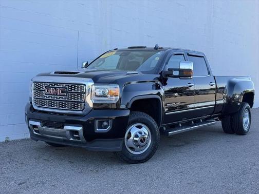 Onyx Black 2018 GMC Sierra 3500 Denali