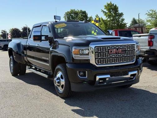 Onyx Black 2018 GMC Sierra 3500 Denali