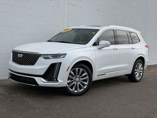 2025 Cadillac XT6 Premium Luxury AWD