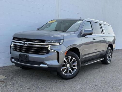 Satin Steel Metallic 2022 Chevrolet Suburban LT