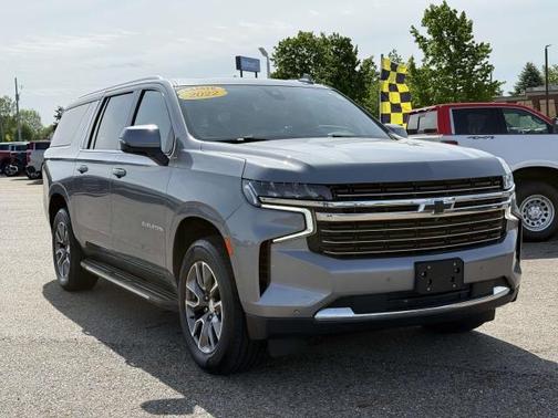 Satin Steel Metallic 2022 Chevrolet Suburban LT
