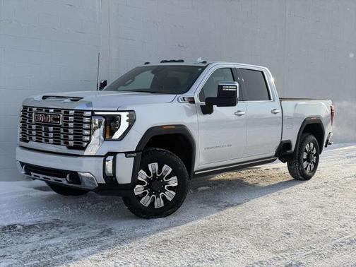 2025 GMC Sierra 2500 Denali