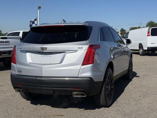 Radiant Silver Metallic 2019 Cadillac XT5 Premium Luxury