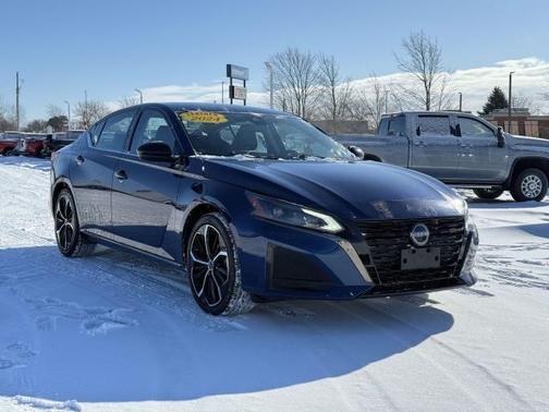 2024 Nissan Altima SR FWD